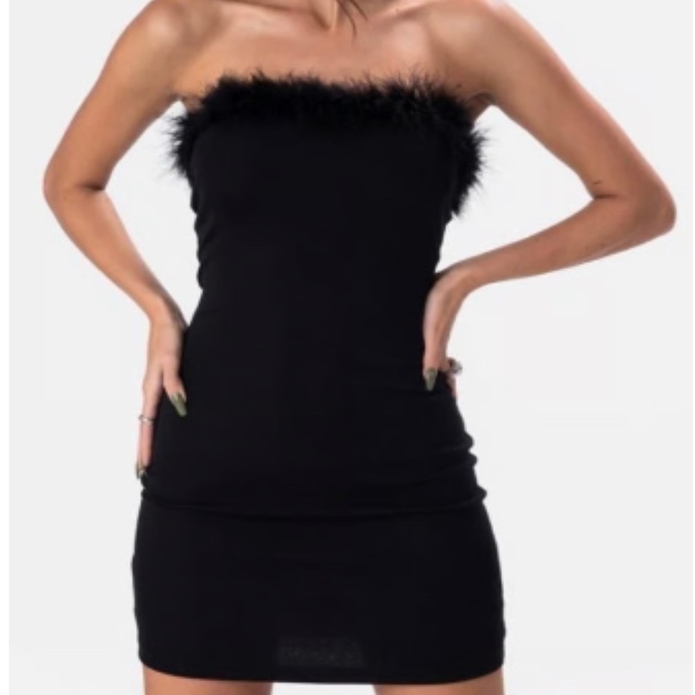 Adika Dress
